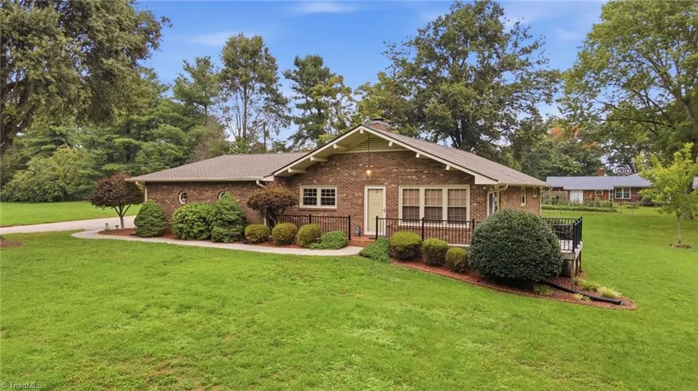 325 Spring Street Yadkinville, NC 27055