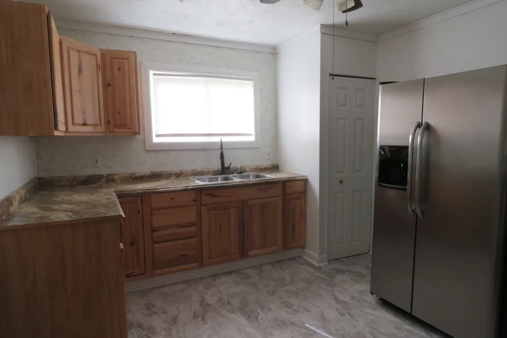 14 Oak St Sparta, TN 38583