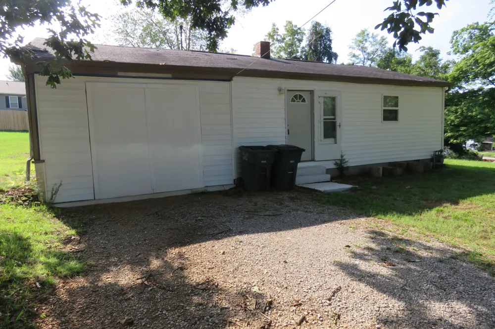 14 Oak St Sparta, TN 38583