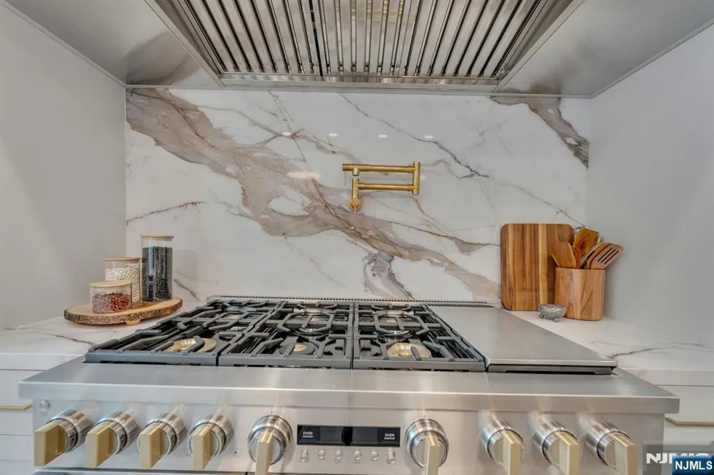 82-84 Watchung Avenue Montclair, NJ 07043