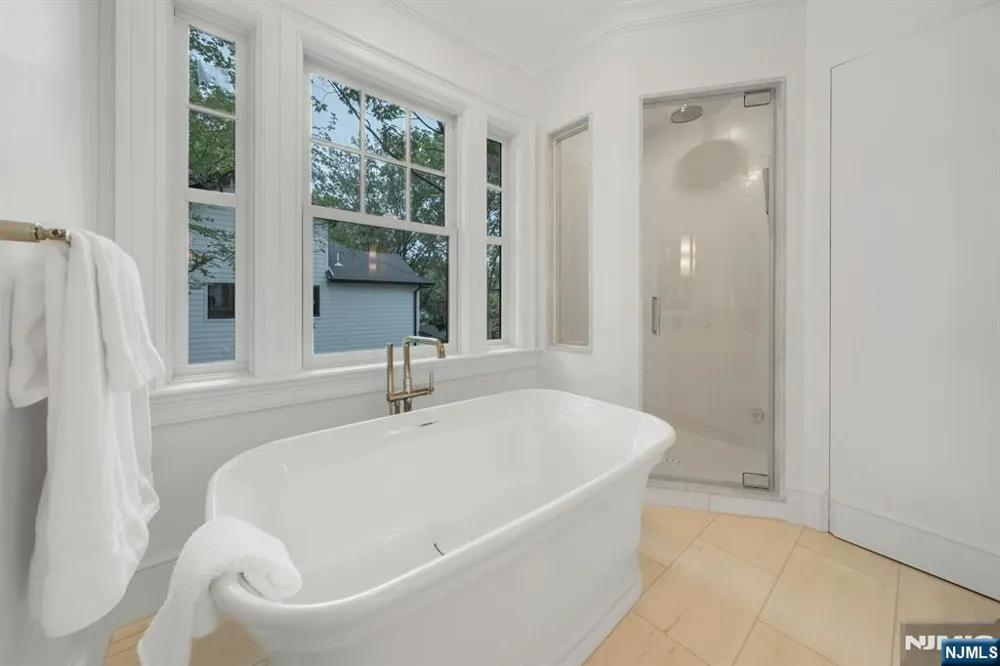 82-84 Watchung Avenue Montclair, NJ 07043