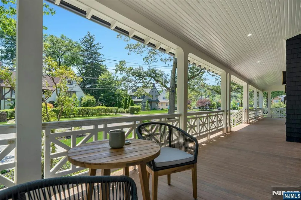 82-84 Watchung Avenue Montclair, NJ 07043