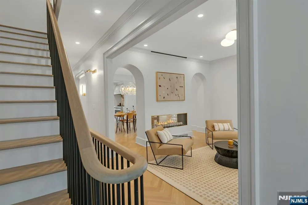82-84 Watchung Avenue Montclair, NJ 07043