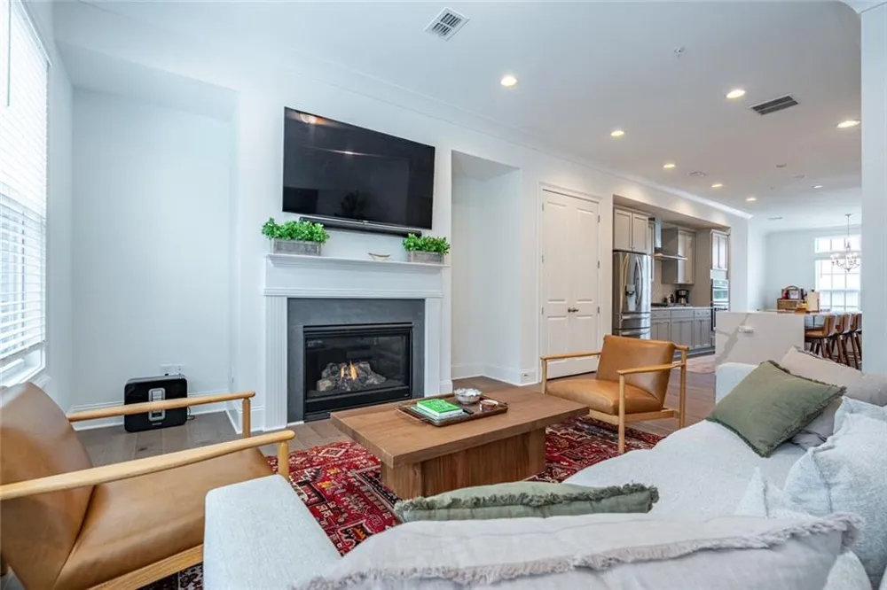 6794 Encore Boulevard Sandy Springs, GA 30328