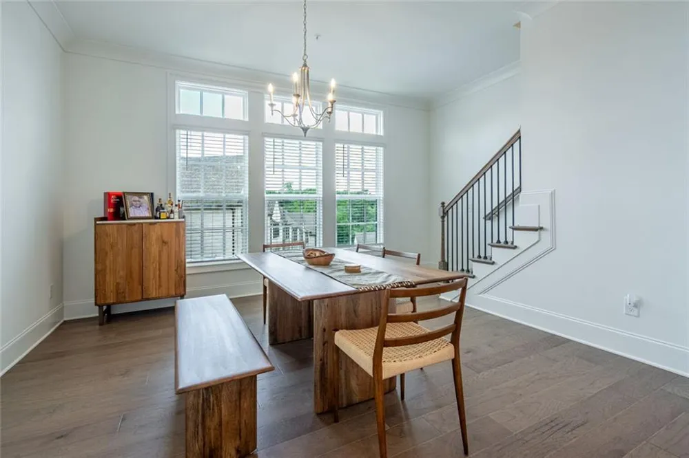 6794 Encore Boulevard Sandy Springs, GA 30328