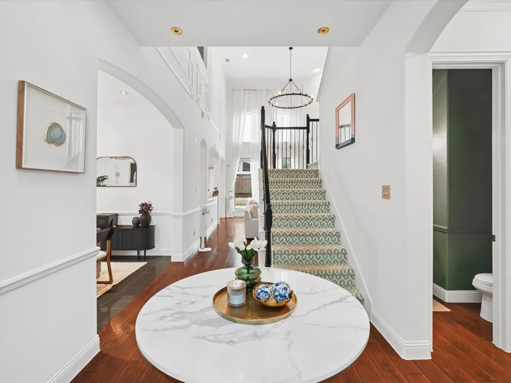 6708 Natures Way Dallas, TX 75236