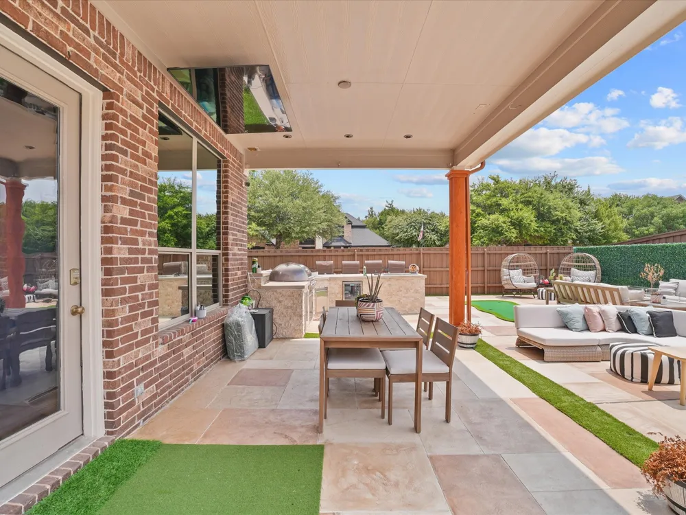6708 Natures Way Dallas, TX 75236