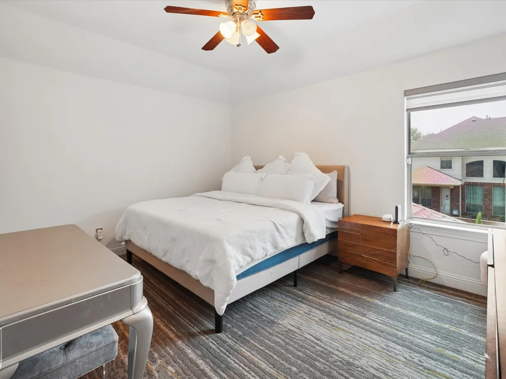 6708 Natures Way Dallas, TX 75236