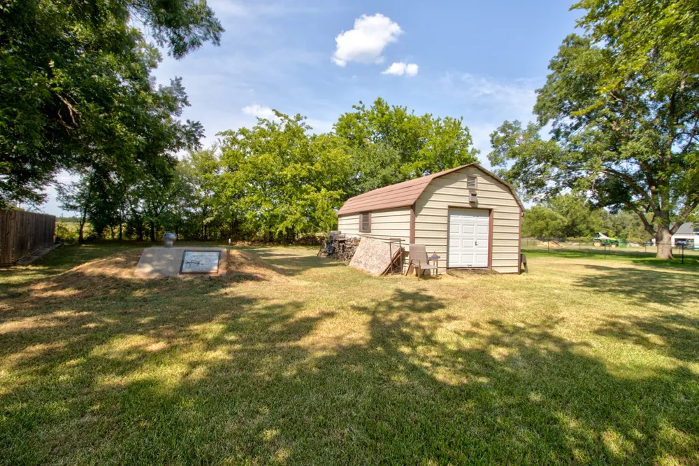 1219 Kiowa Drive E Lake Kiowa, TX 76240