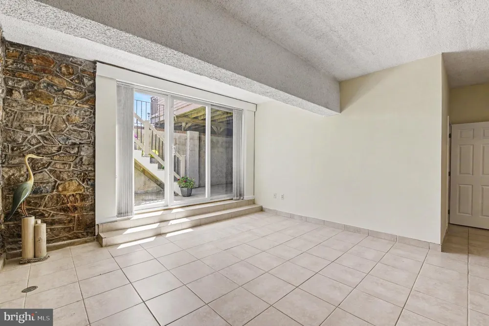 300 COMMERCE STREET #C Havre De Grace, MD 21078