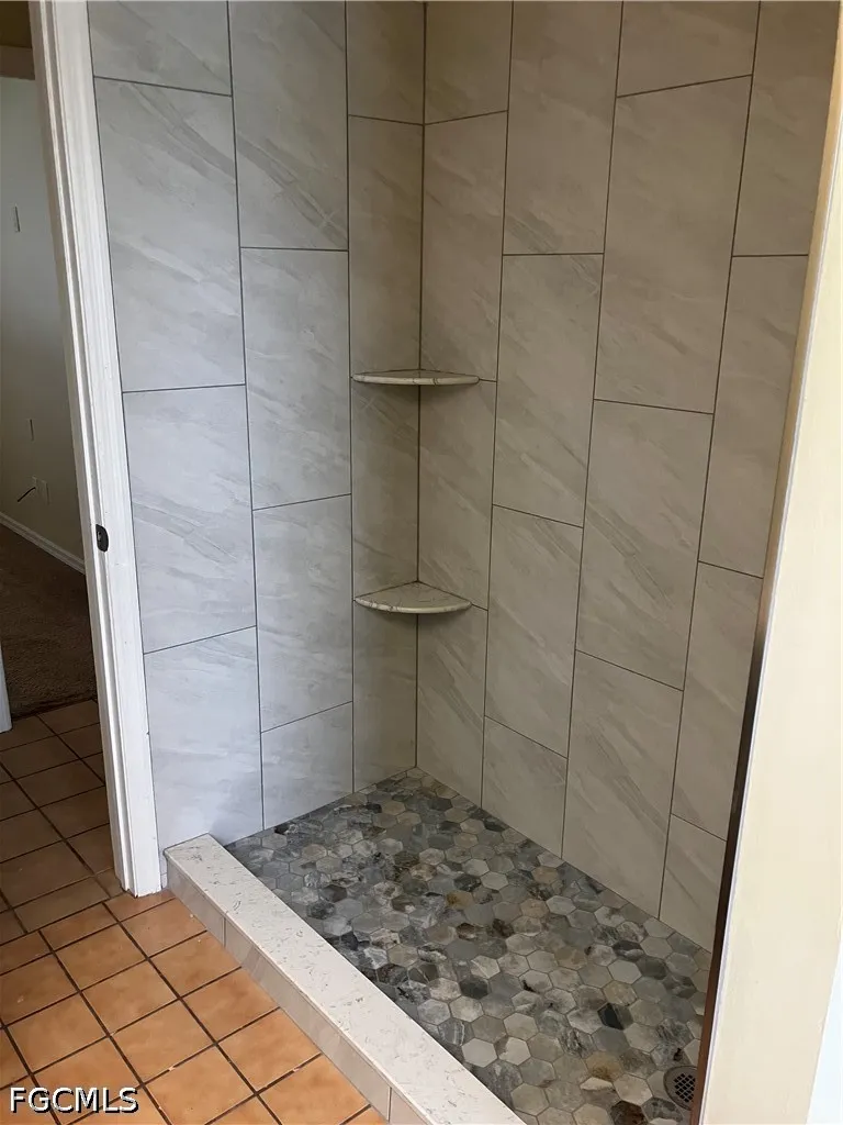 SE 17th Street Cape Coral, FL 33990