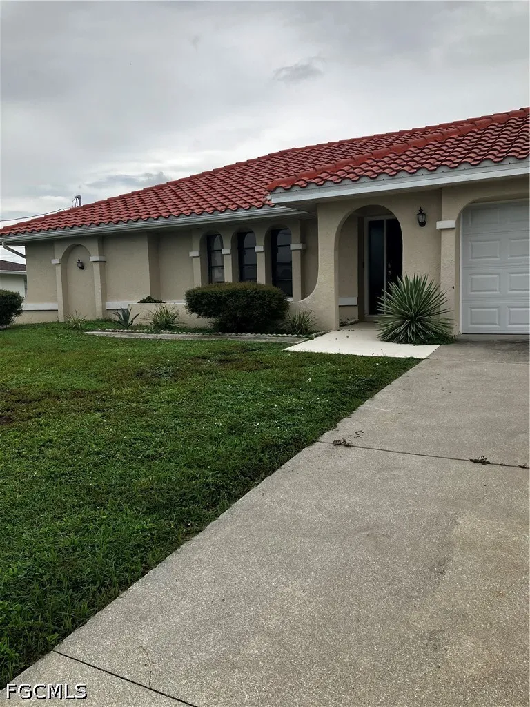 SE 17th Street Cape Coral, FL 33990