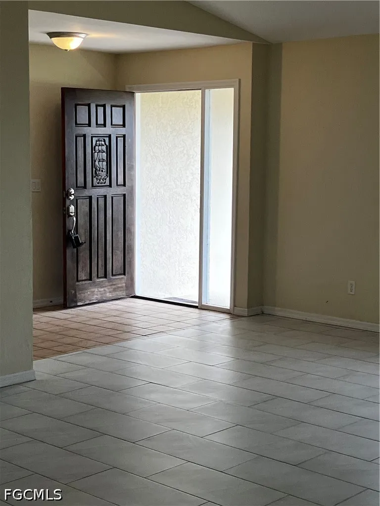 SE 17th Street Cape Coral, FL 33990