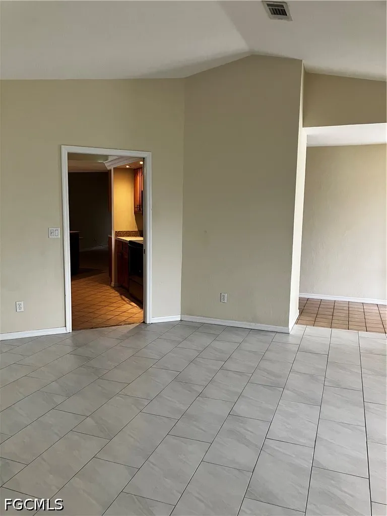 SE 17th Street Cape Coral, FL 33990