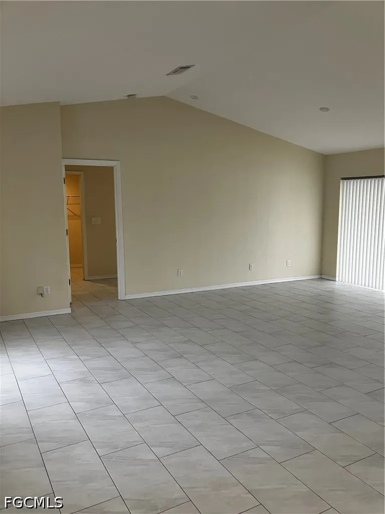 SE 17th Street Cape Coral, FL 33990