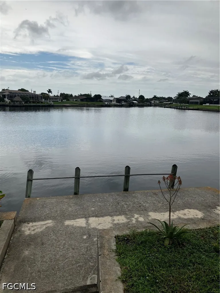 SE 17th Street Cape Coral, FL 33990