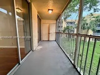 3121 NW 47th Ter #212 Lauderdale Lakes, FL 33319