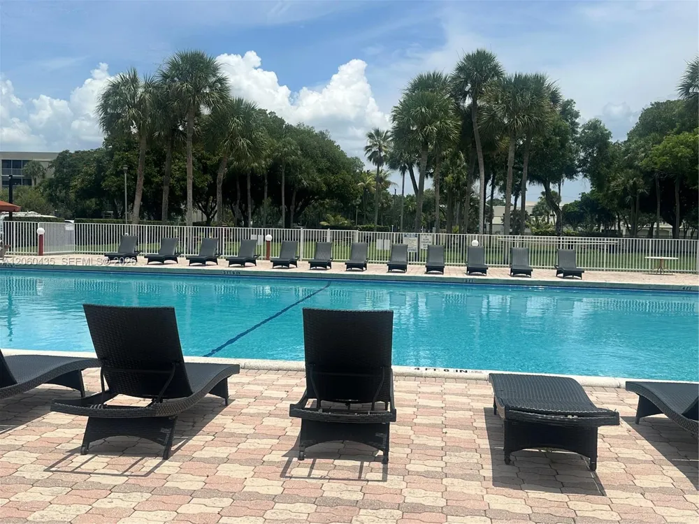 3121 NW 47th Ter #212 Lauderdale Lakes, FL 33319