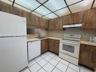 3121 NW 47th Ter #212 Lauderdale Lakes, FL 33319
