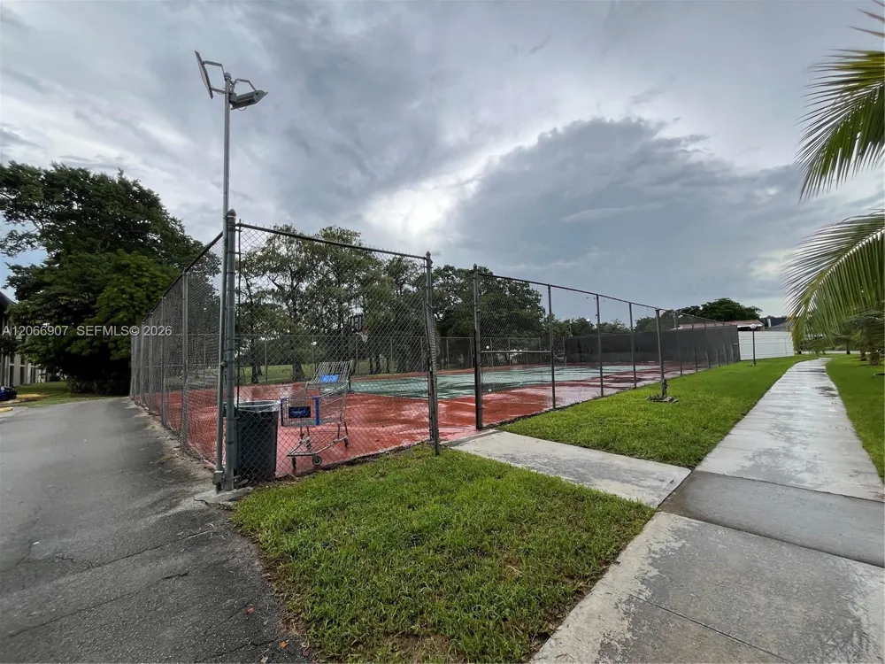8020 Colony Cir N #308 Tamarac, FL 33321