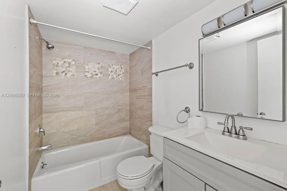 1166 6th Ave #B3 Vero Beach, FL 32960