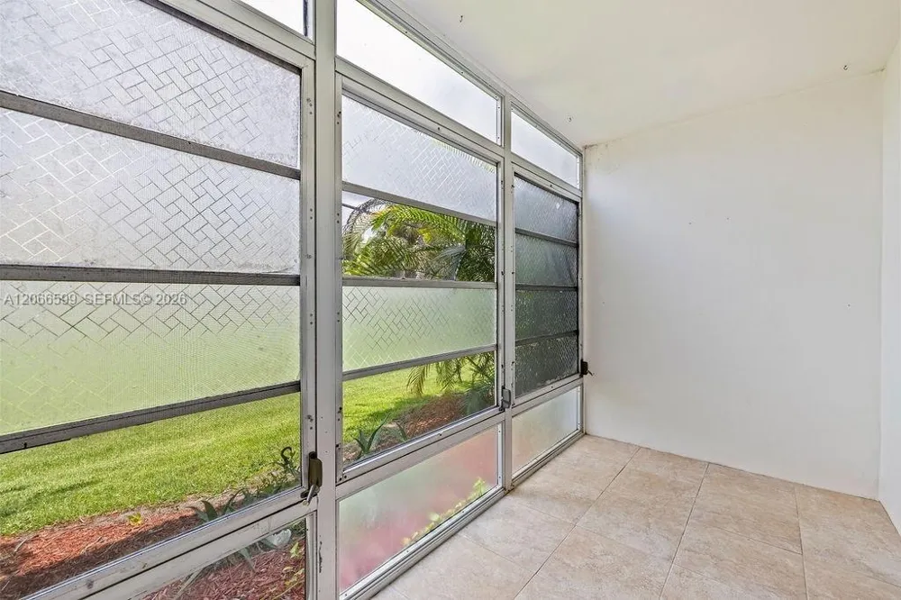 1166 6th Ave #B3 Vero Beach, FL 32960