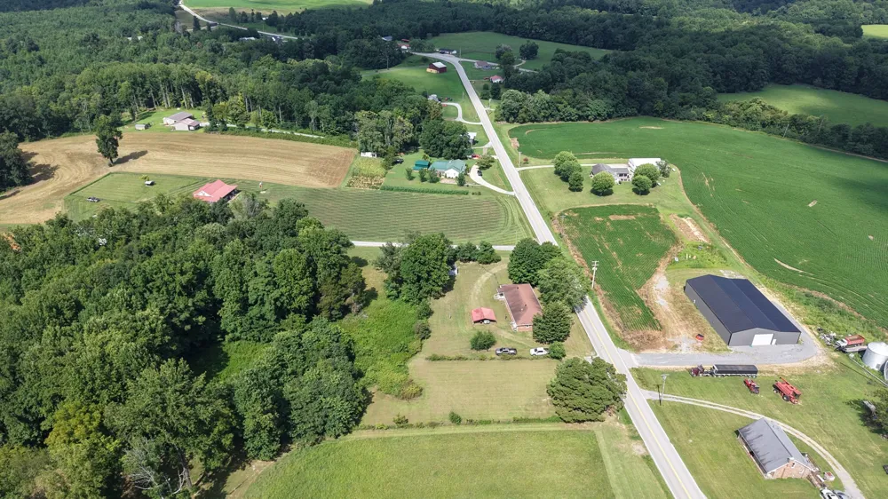 6254 Carthage Rd Pleasant Shade, TN 37145
