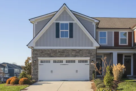 103 Great Falls Ct