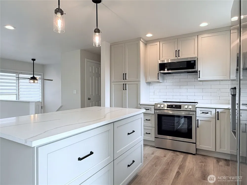 4017 S 297th Place Auburn, WA 98001