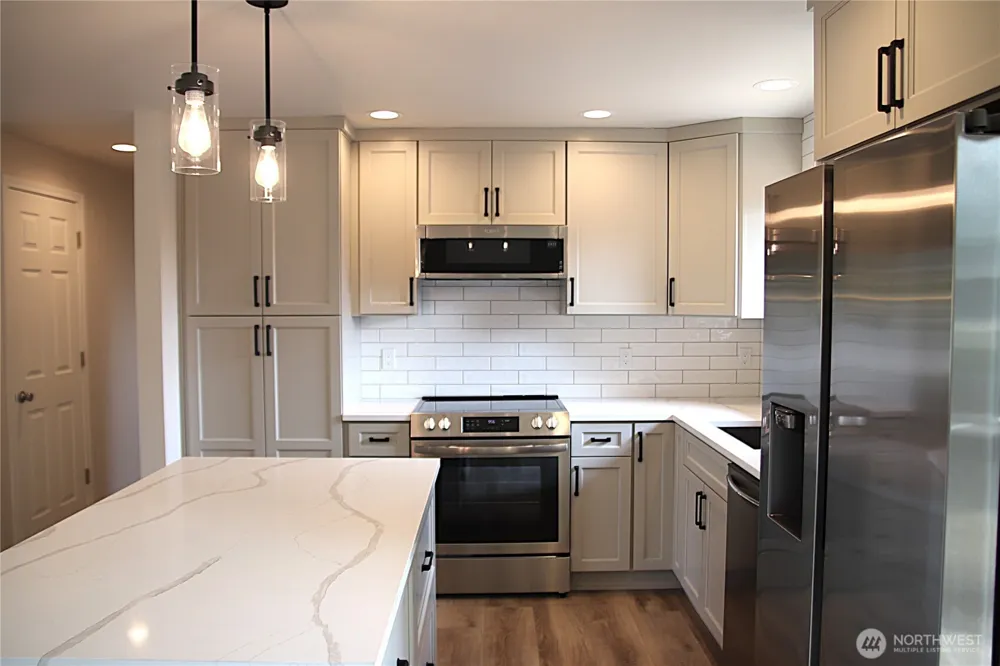 4017 S 297th Place Auburn, WA 98001
