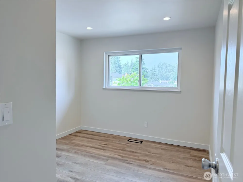 4017 S 297th Place Auburn, WA 98001