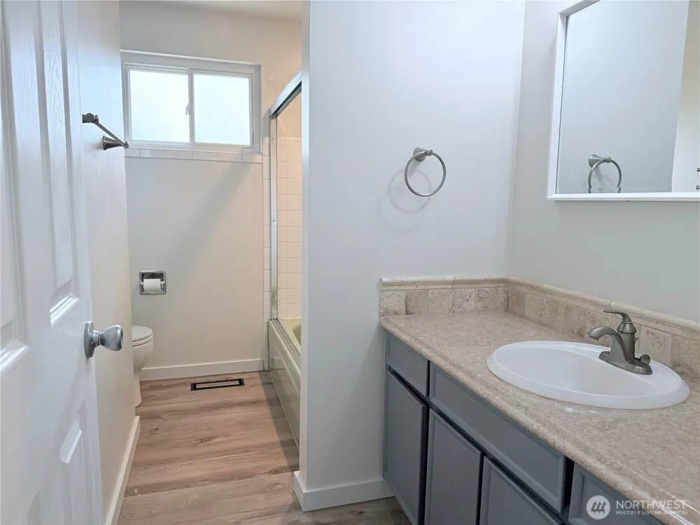 4017 S 297th Place Auburn, WA 98001