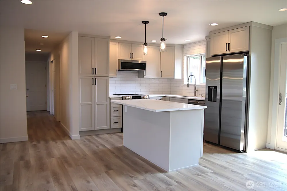 4017 S 297th Place Auburn, WA 98001