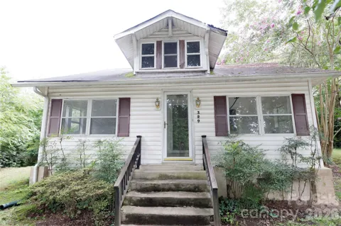 329 Finley Avenue NW