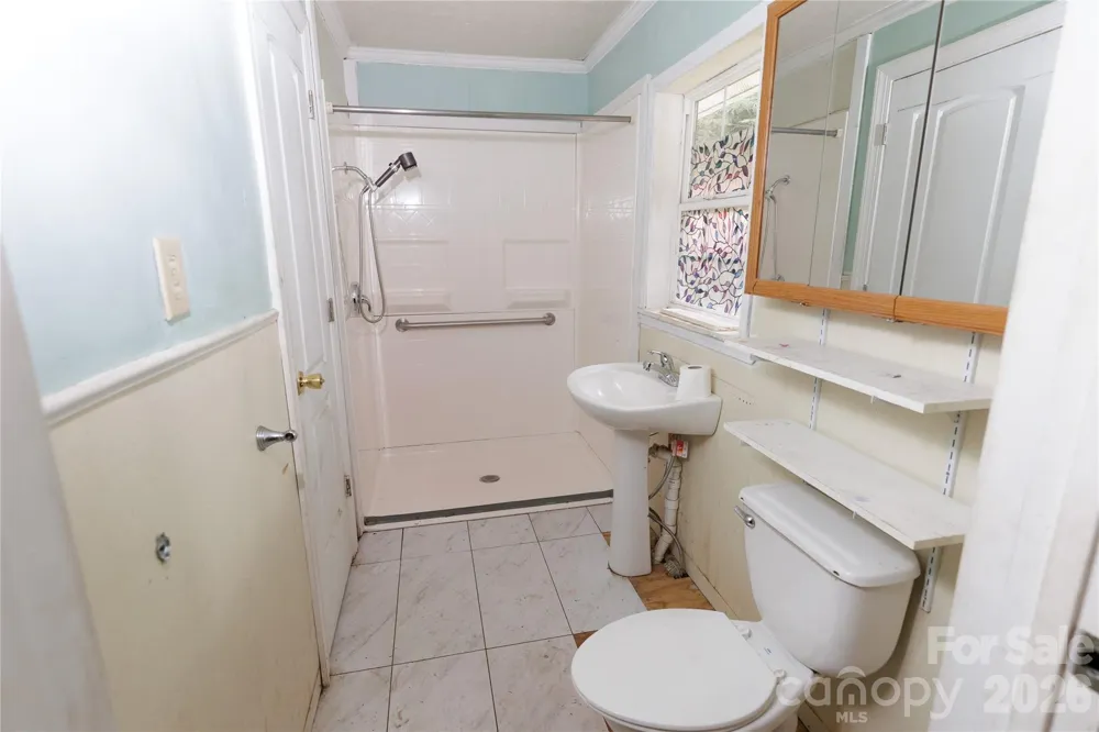 329 Finley Avenue NW Lenoir, NC 28645