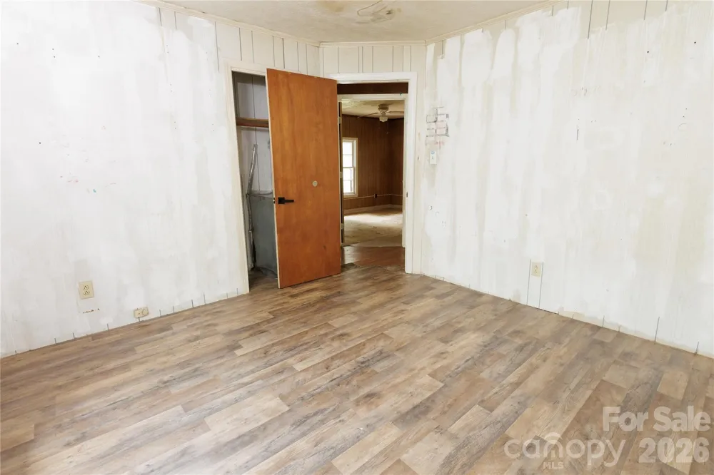 329 Finley Avenue NW Lenoir, NC 28645