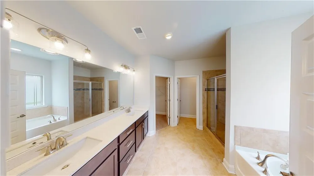 1024 Holliday Passs Griffin, GA 30223
