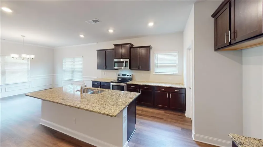 1024 Holliday Passs Griffin, GA 30223