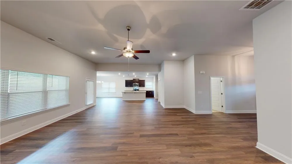1024 Holliday Passs Griffin, GA 30223