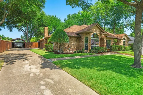 3704 Dahlia Drive