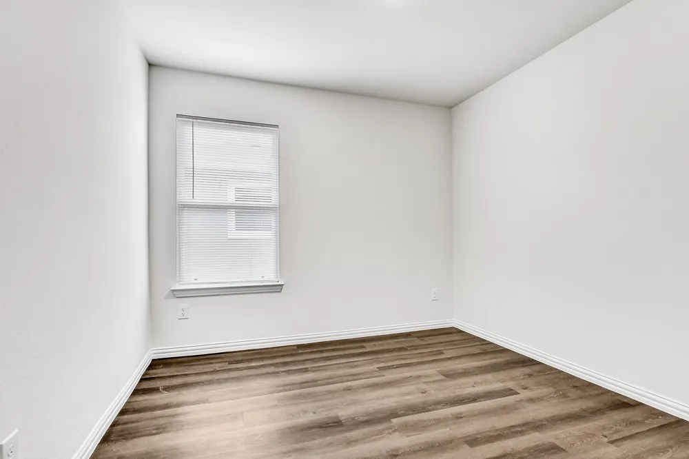 419 E Hull Street Denison, TX 75021
