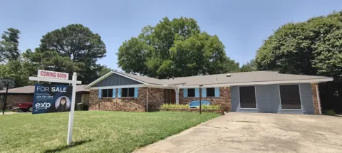 1125 Valley View Drive