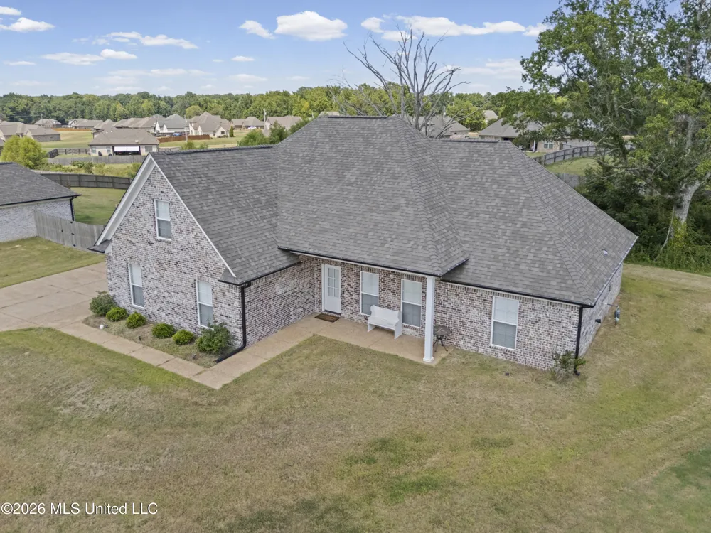 122 Honor Cove Senatobia, MS 38668