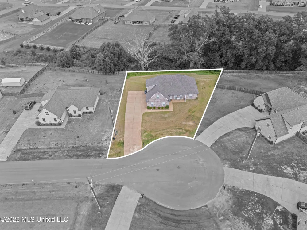 122 Honor Cove Senatobia, MS 38668