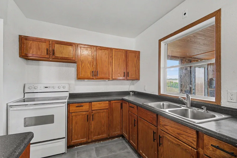 3667 Bradford Road Ionia, MI 48846