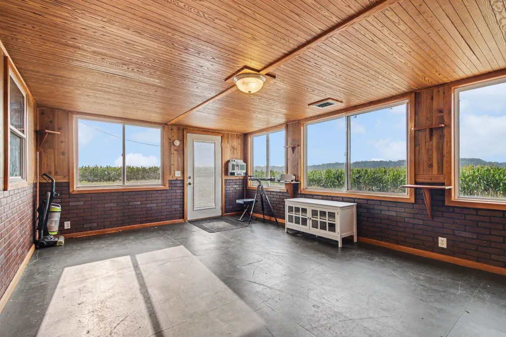 3667 Bradford Road Ionia, MI 48846