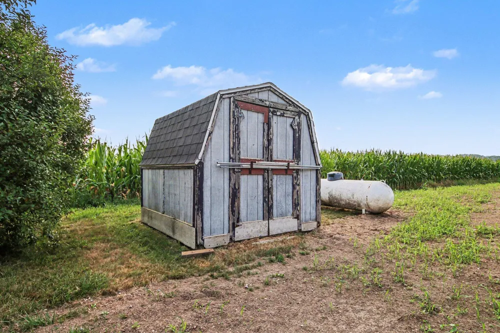 3667 Bradford Road Ionia, MI 48846