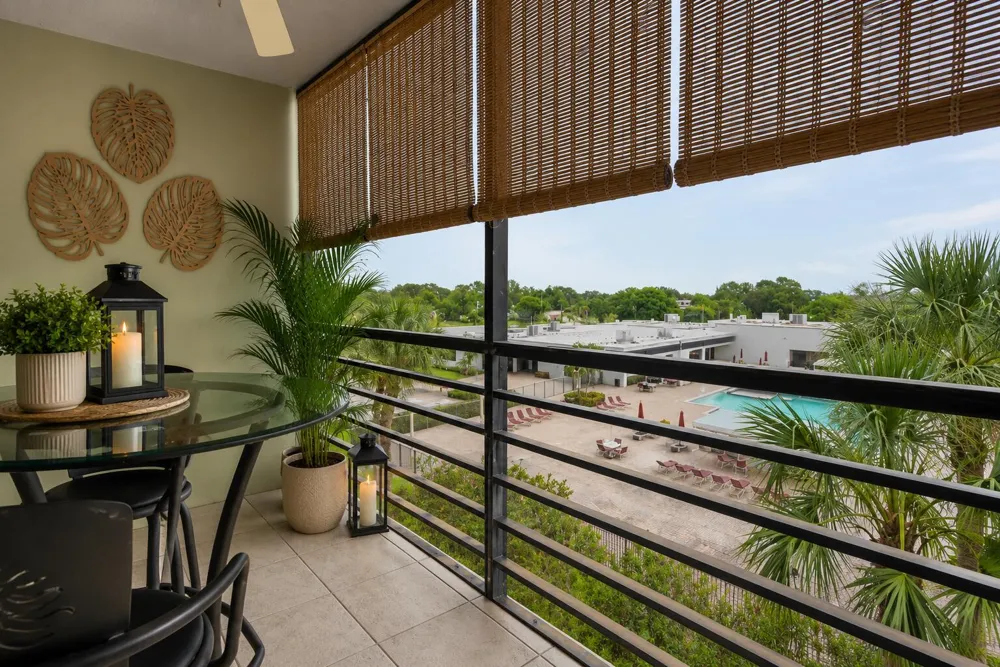 4640 Lucerne Lakes Boulevard W #404 Lake Worth, FL 33467