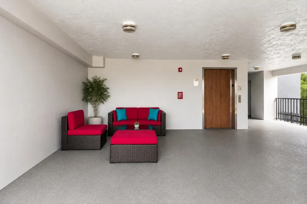 4640 Lucerne Lakes Boulevard W #404 Lake Worth, FL 33467