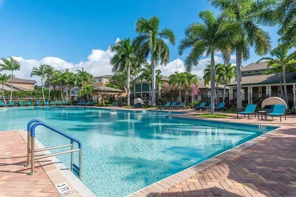 870 Marina Del Ray Lane #3 West Palm Beach, FL 33401